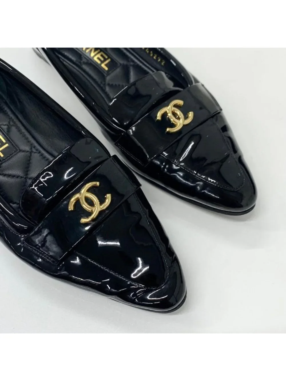 Chanel CC Logo Patent Loafers Black - Picture 9 of 10